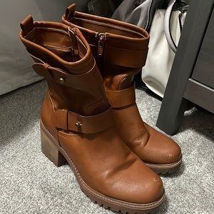 Brown boots